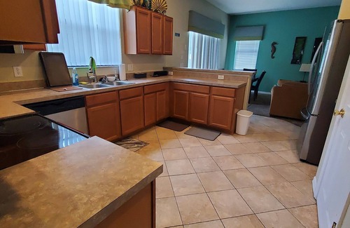 Calabria House | Spacious 5-Bdrm 4 bth pool home w/game room close to Disney, Epic Universe