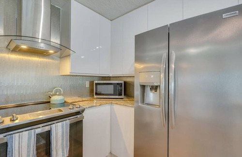 Lochmoor Waterway Estates House | Spacious 5-bedroom house in North Ft Myers Home On The Canal