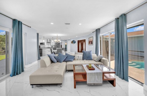 Fort Lauderdale House | Spacious 5-Bedroom Waterfront Home with Pool & Ocean Access on Dania Canal.