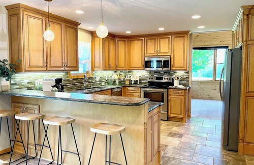 Detroit Lakes House | Spacious 5-bedroom estate in fantastic Detroit Lakes