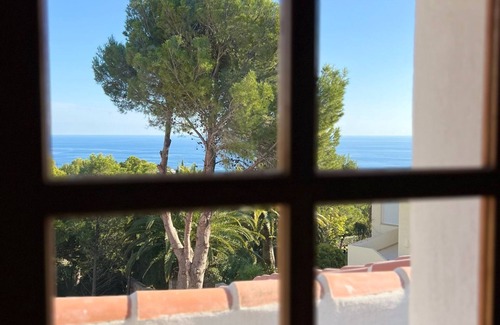 Altea la Vella Villa | Spacious 5-bedroom bohemian villa in lovely Altea with AC. 4 bathrooms.
