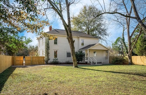 Aiken House | Spacious 5-bedroom Downtown home in charming Aiken