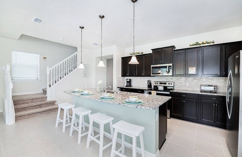 Four Corners House | Spacious 5-bedroom Family Fun Home w/Private Pool, Near Disney