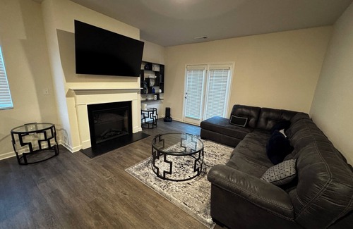 Church Street House | Spacious 5-bedroom house within minutes of the ATL Airport