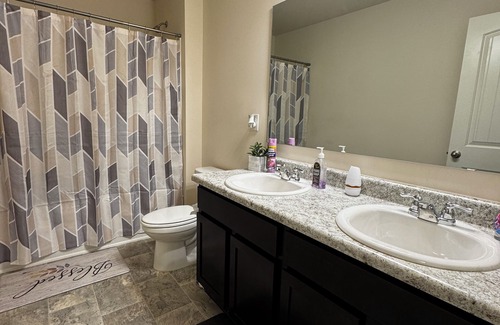 Church Street House | Spacious 5-bedroom house within minutes of the ATL Airport