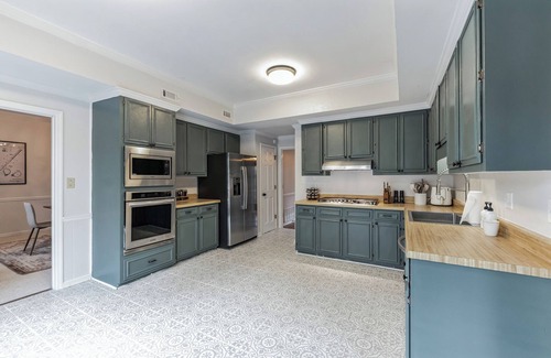 Augusta House | Spacious 5-bedroom house in fantastic Augusta with WiFi and AC Minutes to Golf!