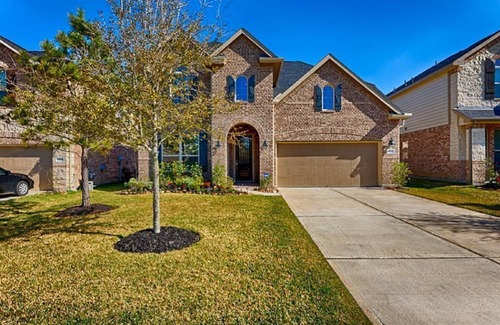 Atascocita House | Spacious 5-bedroom Modern Stay Near - IAH-AIRPORT
