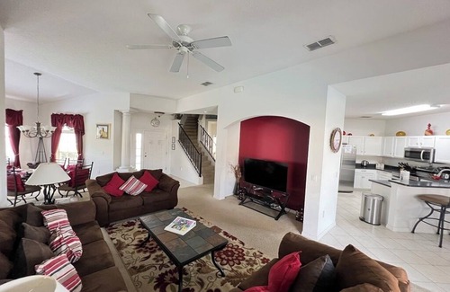 Haines City House | Spacious 5-bedroom/4-bath house within easy reach of 'The Disney Parks'