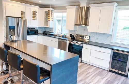 Santa Clara House | Spacious 5-bedroom house with AC and WiFi in charming Santa Clara
