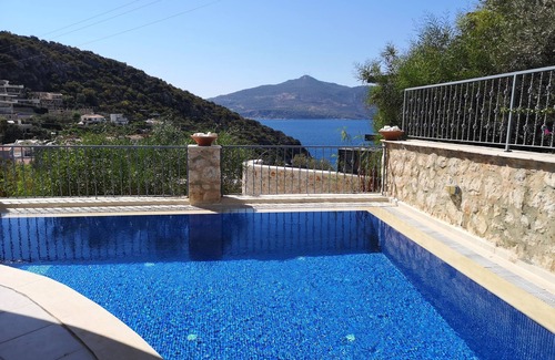 Kalkan Villa | Spacious 5 Bedroomed Villa With Pool, 200 Metres From the Sea