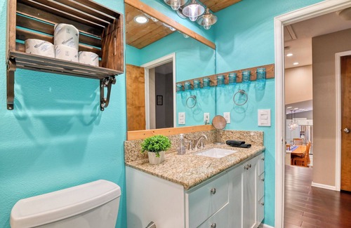 Southwest Colorado Springs House | Spacious 5BR Family Retreat Near Broadmoor & Garden of the Gods