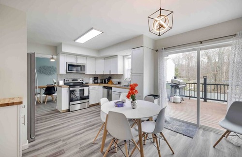 Tobyhanna House | Spacious 5BR Home In ❤️ Of Poconos By 🐫 Camelback 🏊‍♂️
