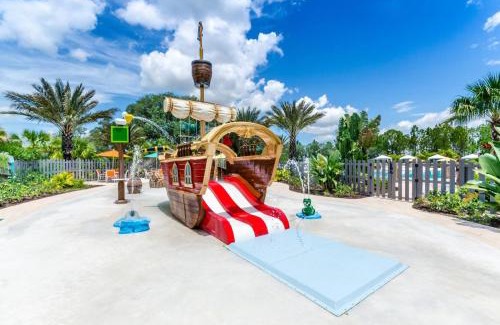 Davenport House | Spacious 5BR Resort - Private Pool - Near Disney!