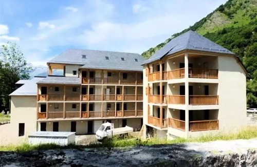 Bareges Apartment | Spacious 6-bed apartment with garage, close to Barèges center