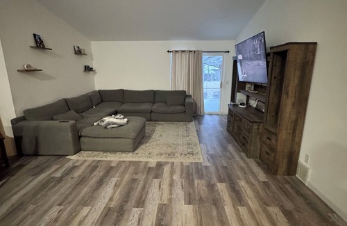 Coeur d'Alene House | Spacious 6-bedroom house with AC and WiFi in beautiful Coeur d'Alene