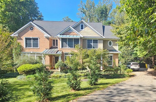 Annapolis House | Spacious 6-bedroom home with pool in quiet neighborhood near USNA.