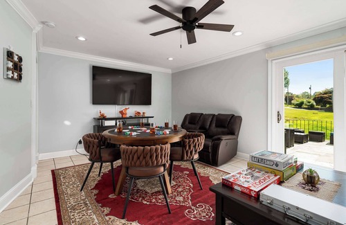 White Plains House | Spacious 6BR Getaway, Game Room, Firepit, NYC