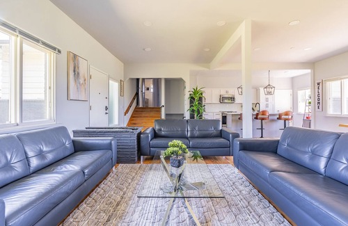 SeaTac House | Spacious 8BR 4BA home, 5-min from SeaTac Int'l