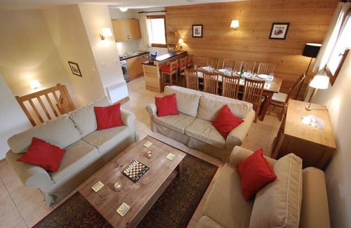 Les Esserts Apartment | Spacious Alpine Duplex with wonderful views sleeps 10