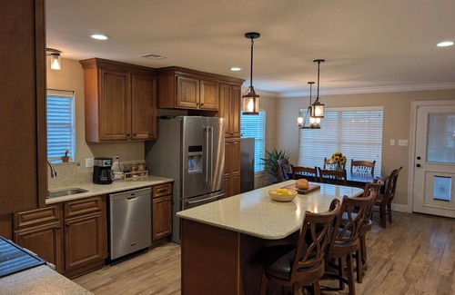 Lafayette House | Spacious and bright 2-bedroom house in Freetown, Lafayette 1 mile from downtown.