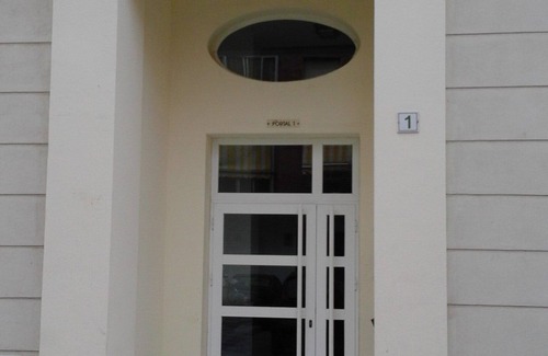La Goleta Apartment | SPACIOUS AND COMFORTABLE APARTMENT IN THE CENTER OF MÁLAGA - A/A-WI-FI-PARKING