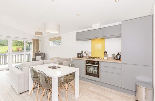 Aysgarth Ski Chalet | Spacious and contemporary lodge with one double with en suite shower and one twin.