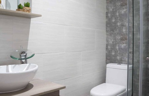Pereira Apartment | Spacious - and cozy!