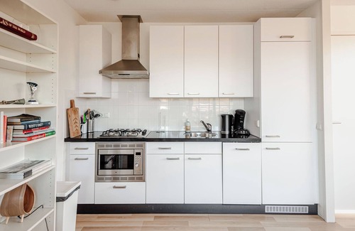 Merenwijk Apartment | Spacious and luxurious first floor apartment with balcony- Kaag (19)