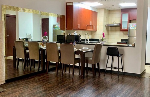 Al Sufouh 2 Apartment | Spacious and Luxurious Studio Apartment in the Heart of JBR