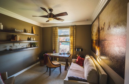 Arvada House | Spacious and Stunning 4500 sq ft House in Arvada, Colorado