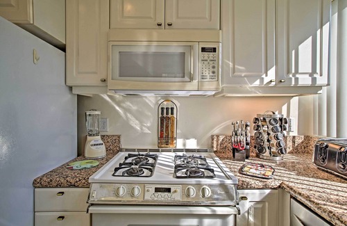 Cathedral City Resort | Spacious and stylish two-story villa