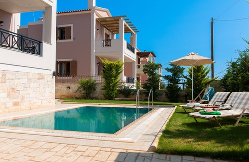 Adele Villa | Spacious and stylish PRVT pool villa in nature