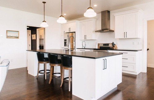 Rimrock House | Spacious and Stylish New Home in a Great Neighborhood