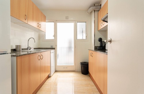 Lloret Town Center Apartment | Spacious apartment, with views, bright, renovated and in front on the beach!