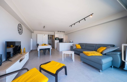 Middelkerke Apartment | Spacious apartment with view