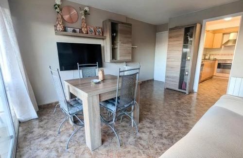 Cabrera de Mar Apartment | Spacious apartment in Cabrera de Mar with sea view