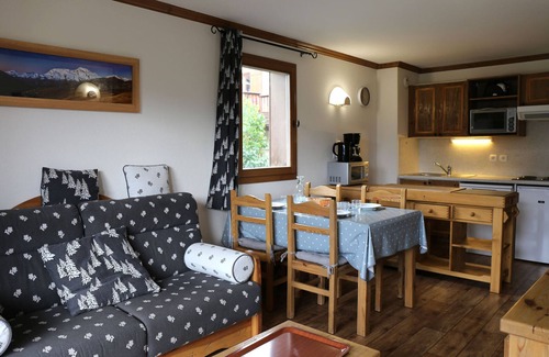 Aussois Apartment | Spacious apartment for 6 with WIFI in Aussois