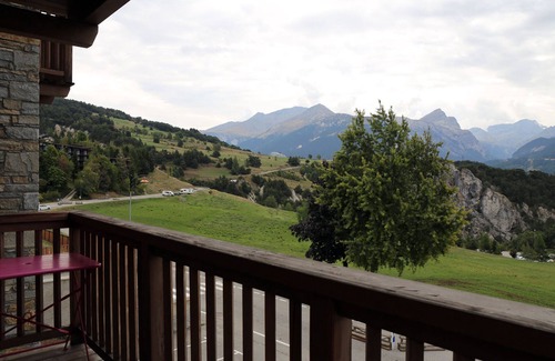 Aussois Apartment | Spacious apartment for 6 with WIFI in Aussois