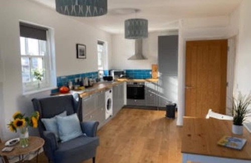 Teignmouth Apartment | Spacious apartment, ideal for a family or two couples based in the town centre.