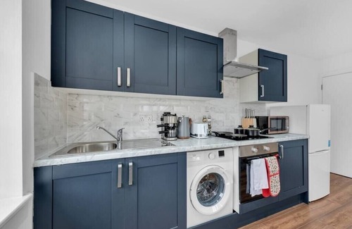 Chelmsford Apartment | Spacious Apartment in the center