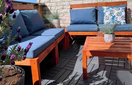 De Koog Apartment | Spacious apartment within walking distance of the beach