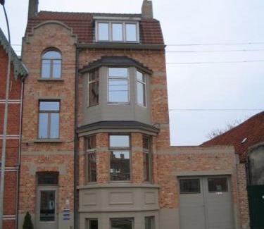 Sint-Jozef Apartment | Spacious Appartment aan damse vaart @ brugge