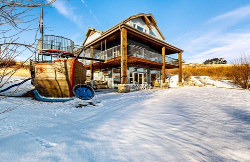 Fish Haven House | Spacious Bear Lake home w/access to a shared pool, hot tub, gym & pirate ship?
