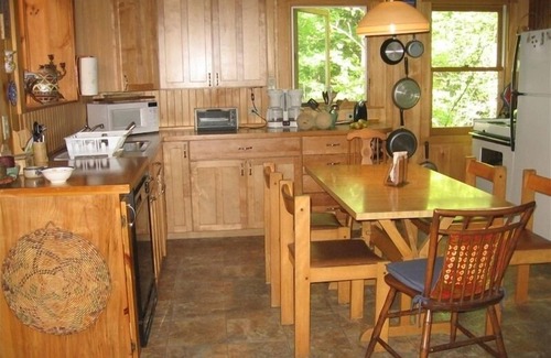 Richmond House | Spacious Berkshire Summer Rental, Private Dock on Lake 3 BR/2b