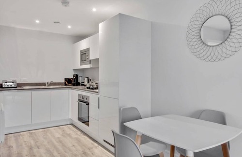Bordesley Apartment | Spacious & Bright 1 Bed Apartment in Birmingham