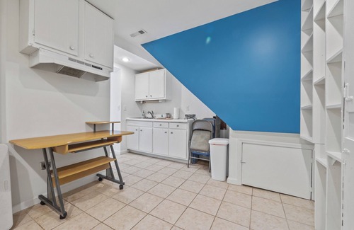 Sandy Springs House | Spacious Buckhead Family Escape + Big Backyard