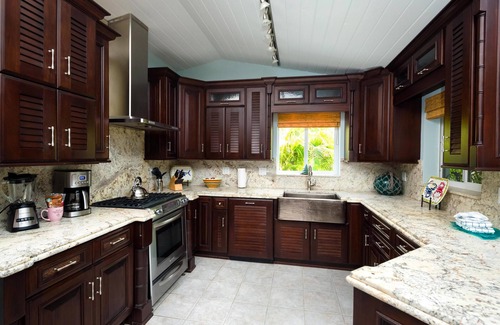 Islamorada Resort | Spacious Caribbean-Style Home w/Kitchen, WiFi, Grill, & Outdoor Veranda