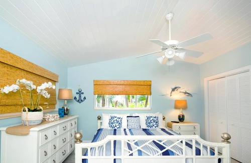 Islamorada Resort | Spacious Caribbean-Style Home w/Kitchen, WiFi, Grill, & Outdoor Veranda