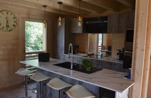 Valloire Ski Chalet | Spacious chalet for 12, 5 bedrooms, parking, WiFi, perfect for your Valloire getaway