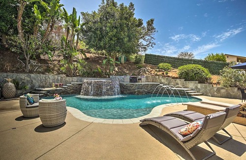 Vista House | ★ Spacious Château Vista Heated Salt Pool Hot Tub 9 mi to Beach Family Fun! ★